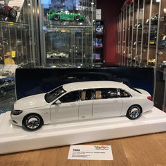 AUTOart 1:18 Mercedes-Maybach S-Klasse S600 Pullman White 76296