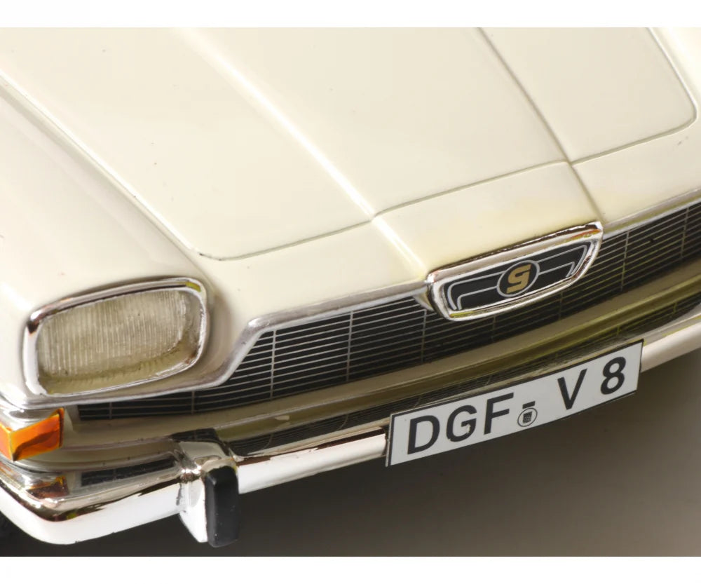 Schuco 1:18 BMW Glas 2600 V8 1966 white 450020700